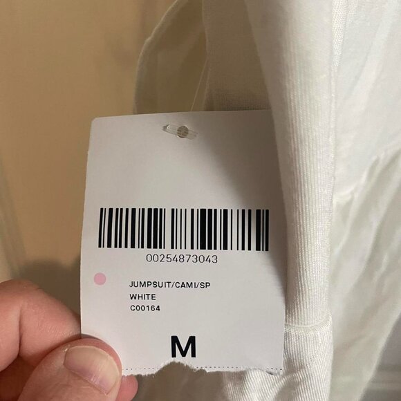 NWT Forever 21 Romper - Picture 2 of 3